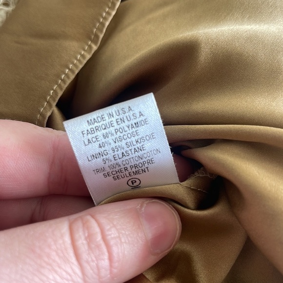 Diane Von Furstenberg Date Night Lace Mini Dress Size 6 - Picture 6 of 6